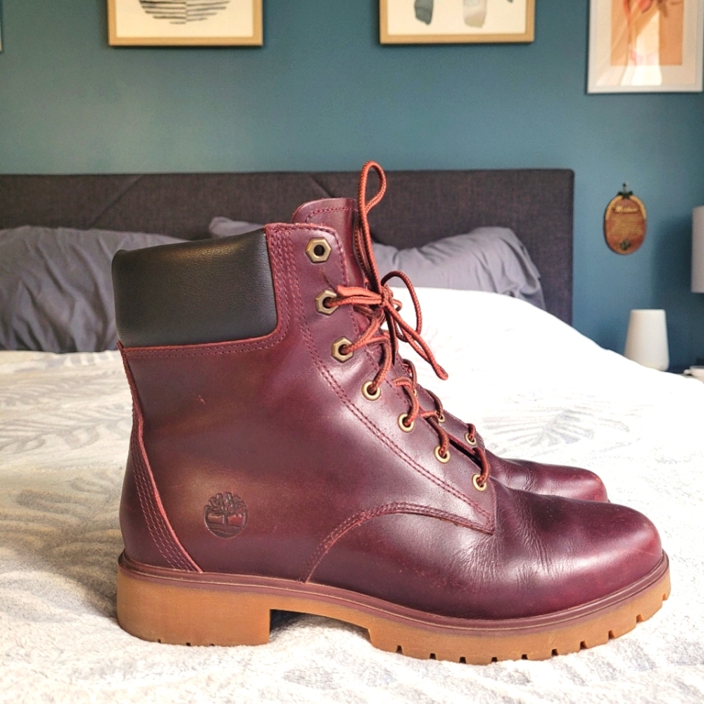 Timberland Jayne boots burgundy size 8.5